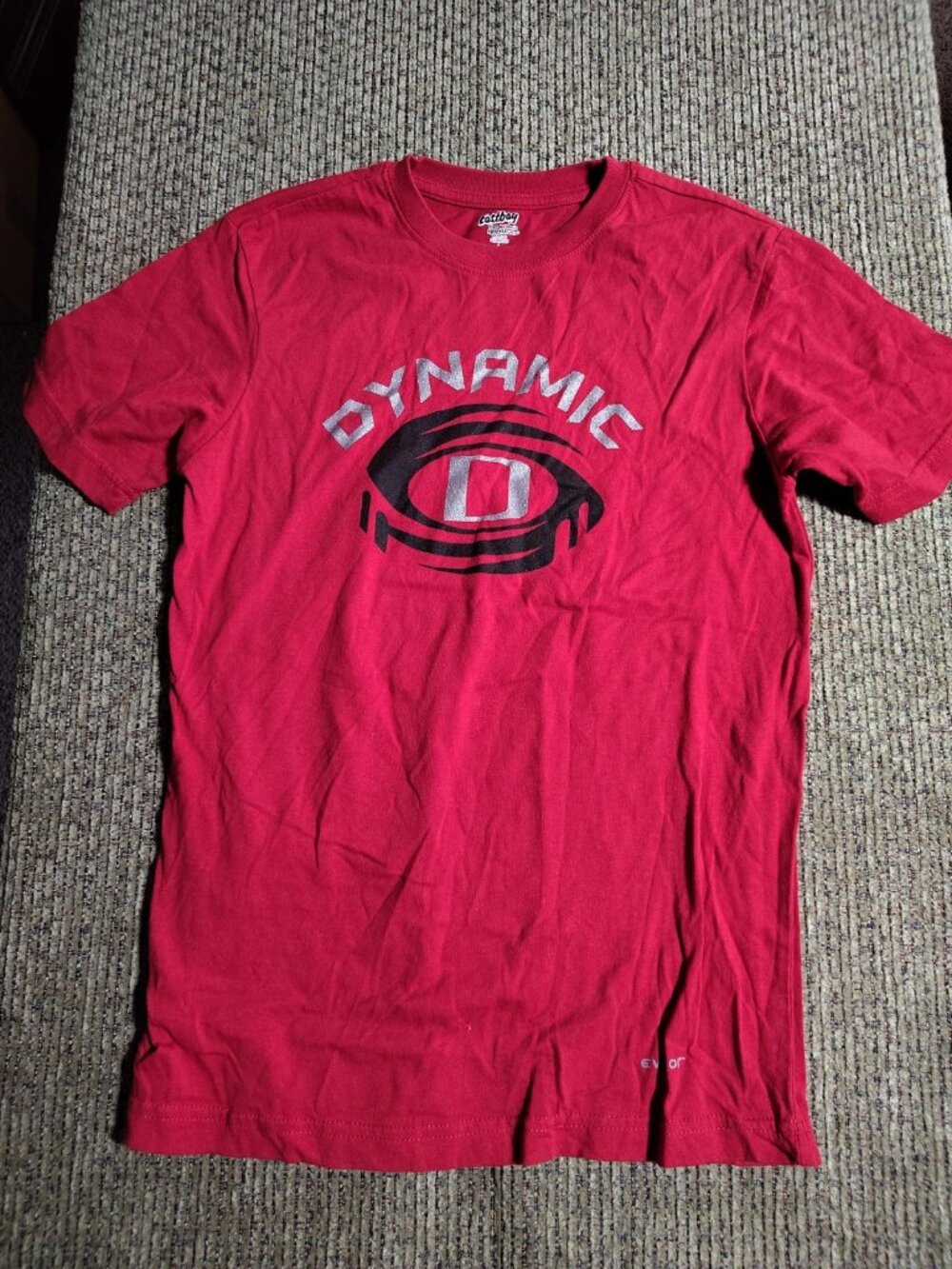 VNTG Eastbay Shirt Men's Medium Red Dynamic Graphic Stylized "D"